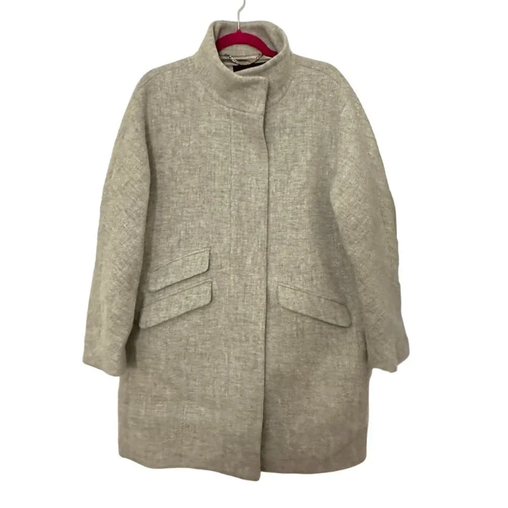 NWOT J. Crew Cocoon Coat in Italian Stadium-Cloth Wool Heather Gray size 14 - Picture 2 of 8